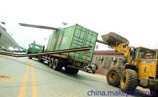 春節(jié)將到工廠進出口集裝箱運輸青島港車隊陸運卡車