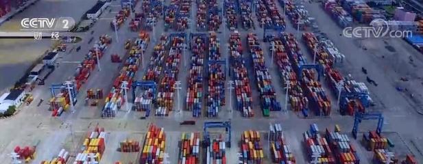 占據(jù)一席之地!海關(guān)總署:上半年我國(guó)出口汽車(chē)及汽車(chē)底盤(pán)增長(zhǎng)超一倍